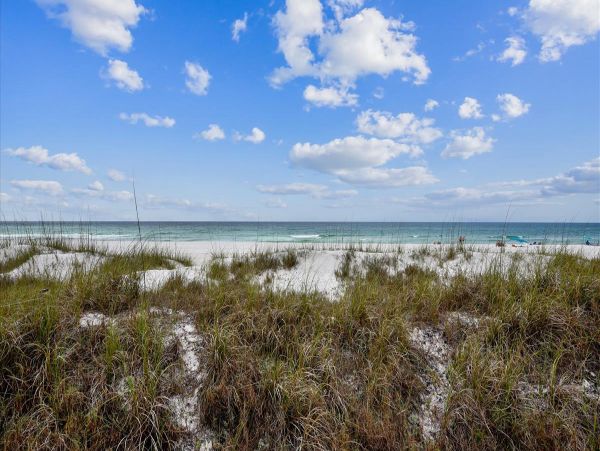 Beachfront Vacation Pool Home in Panama City