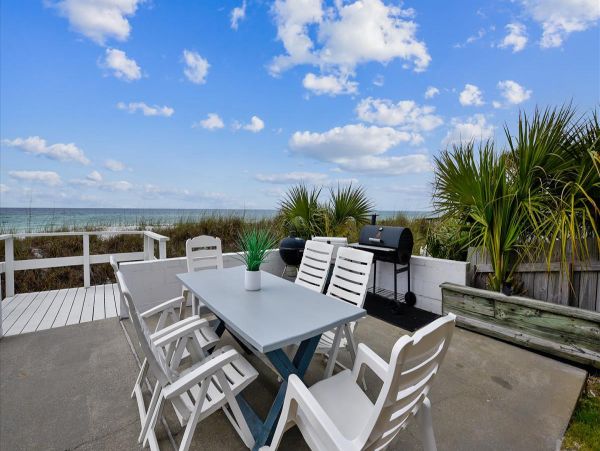 Beachfront Vacation Pool Home in Panama City
