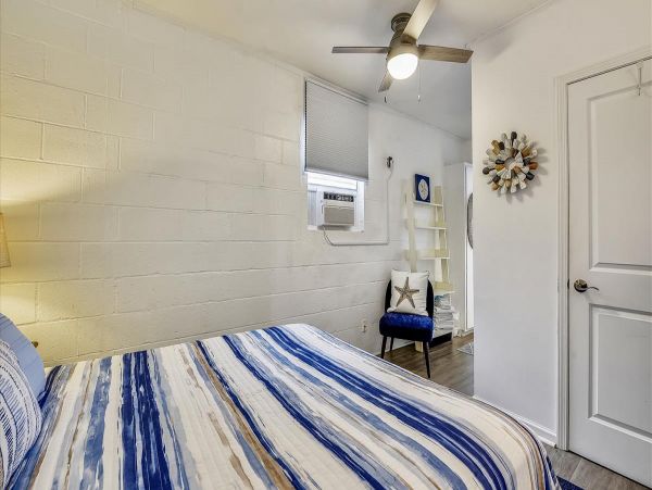 Beachfront Vacation Pool Home in Panama City