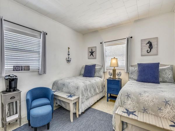 Beachfront Vacation Pool Home in Panama City