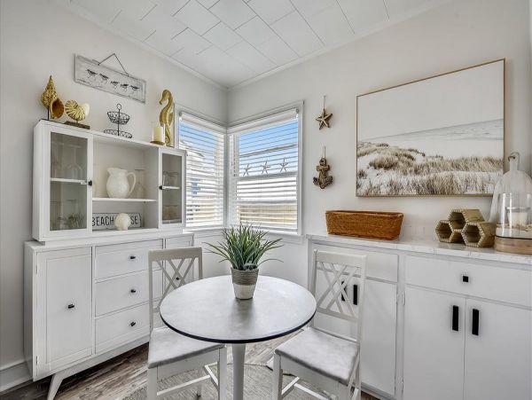 Beachfront Vacation Pool Home in Panama City