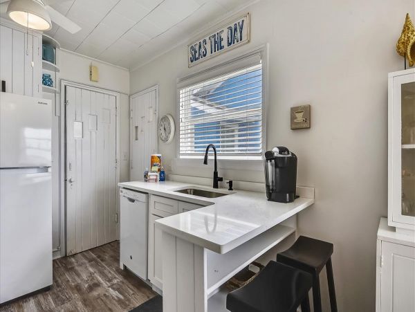 Beachfront Vacation Pool Home in Panama City