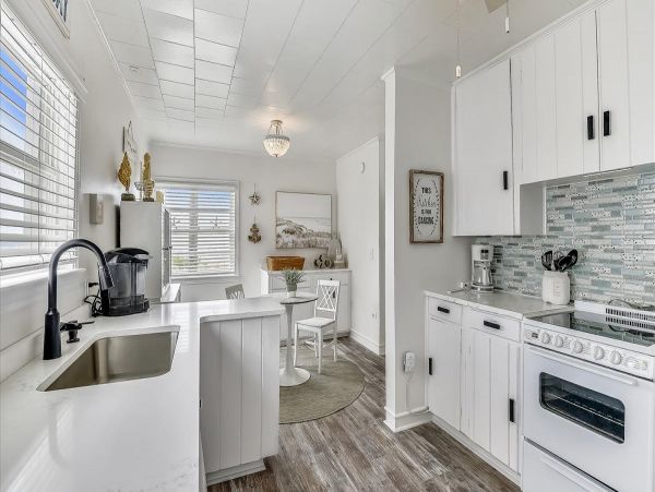 Beachfront Vacation Pool Home in Panama City