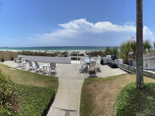 Beachfront Vacation Pool Home in Panama City