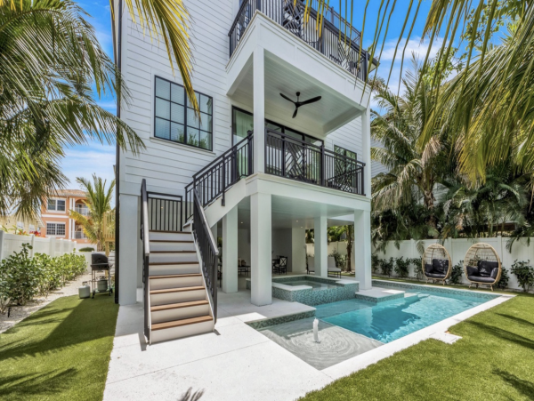 Bradenton Beach Vacation Rental with 8 Bedrooms & Bay views