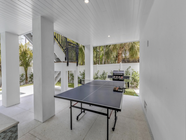Bradenton Beach Vacation Rental with 8 Bedrooms & Bay views