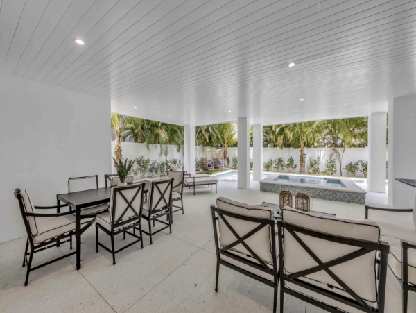 Bradenton Beach Vacation Rental with 8 Bedrooms & Bay views