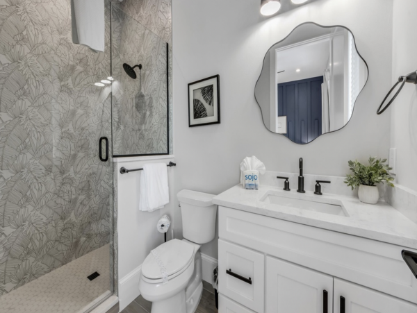 Bradenton Beach Vacation Rental with 8 Bedrooms & Bay views