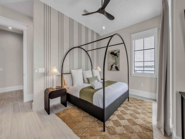 Bradenton Beach Vacation Rental with 8 Bedrooms & Bay views