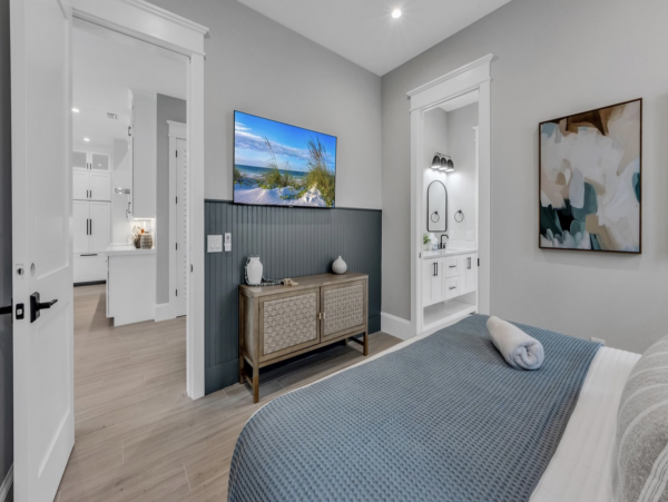 Bradenton Beach Vacation Rental with 8 Bedrooms & Bay views