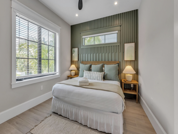 Bradenton Beach Vacation Rental with 8 Bedrooms & Bay views