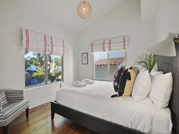 La Jolla Five Bedroom Vacation Rental with Stunning Views