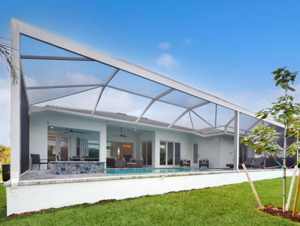 Luxury Marco Island Vacation Home with Private Pool & Spa