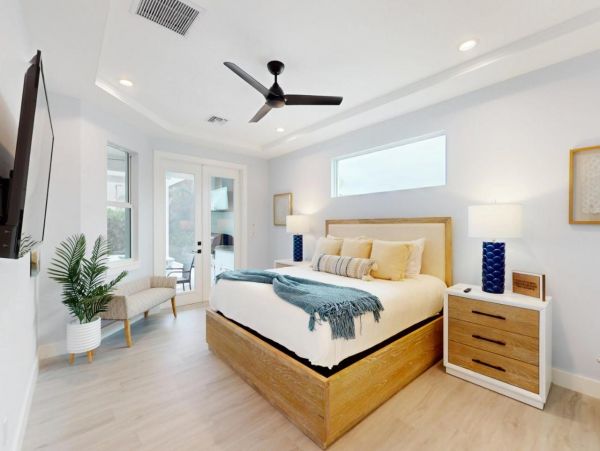 Luxury Marco Island Vacation Home with Private Pool & Spa