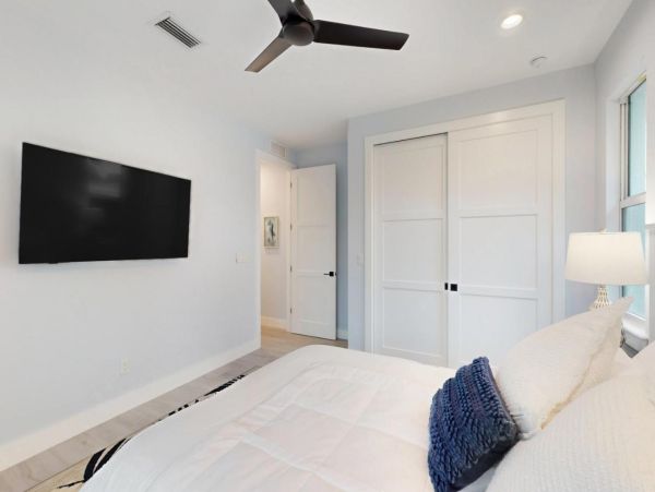 Luxury Marco Island Vacation Home with Private Pool & Spa