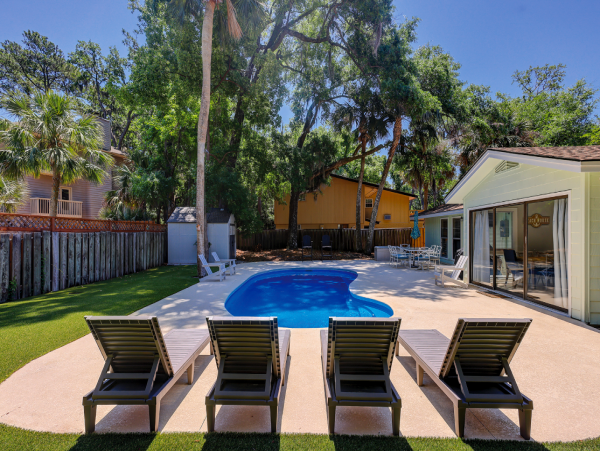 Hilton Head Vacation Pool Home Sleeps 14 Guests