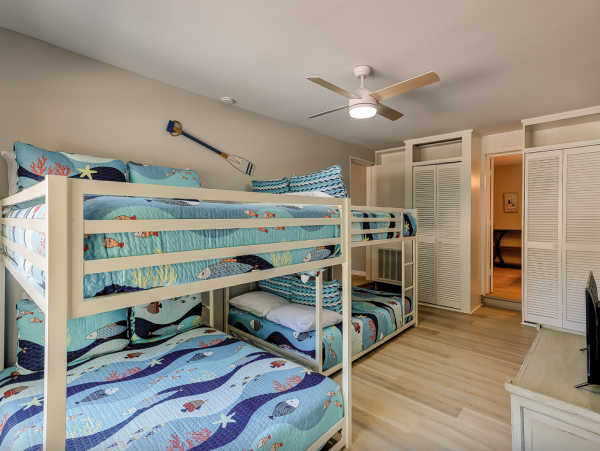 Hilton Head Vacation Pool Home Sleeps 14 Guests