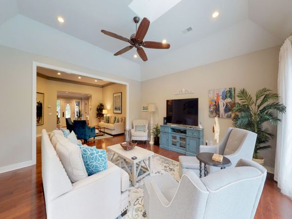 Hilton Head 5 Bedroom Vacation Home with Lagoon View