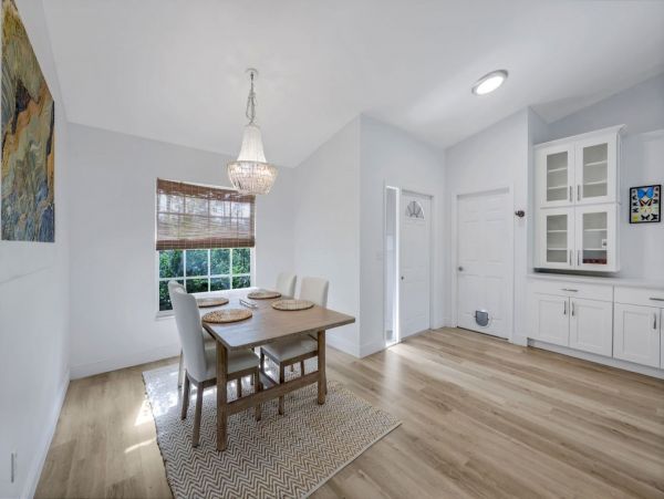 Vacation Home Sleeps 6 Guests in Naples FL NEW ARRIVAL CALL TODAY