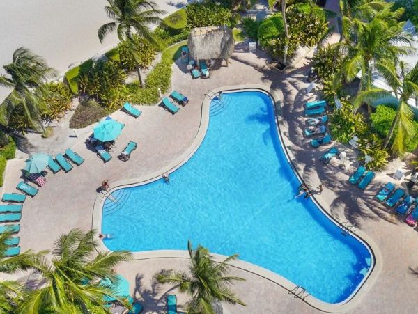 On Beach Hollywood Vacation Condo One Bedroom