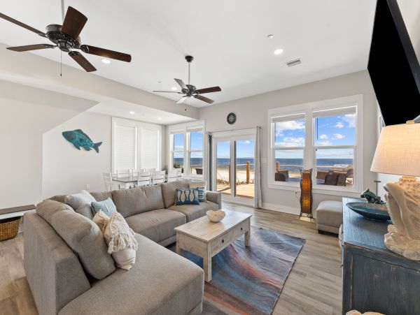 Port St. Joe Five Bedroom Vacation Home Right in Front of the Beach
