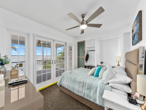 Steps to Beach Stuart Vacation Home Ten Bedroom