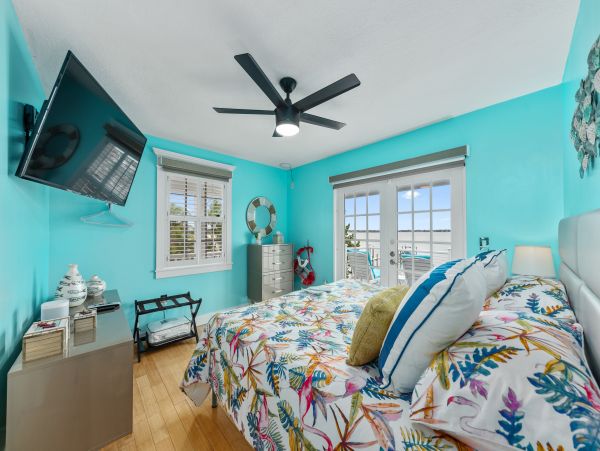 Steps to Beach Stuart Vacation Home Ten Bedroom