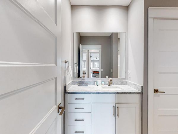 Bay-Front Condo with 4 Bedrooms in Okaloosa Island