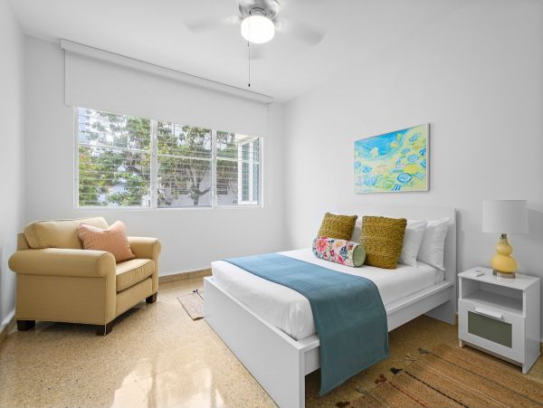 Contemporary 3-Bedroom Condo Prime Location in a Prestigious Area