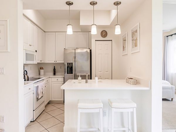Elegant 3-bedroom 3-bathroom Home in Naples
