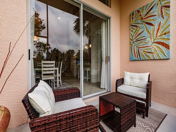 Elegant 3-bedroom 3-bathroom Home in Naples