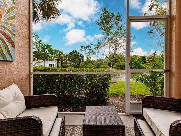 Elegant 3-bedroom 3-bathroom Home in Naples