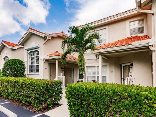 Second-Floor Condo with 2 Bedrooms & Lake Views