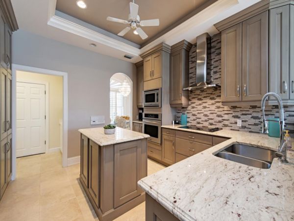 Bayfront Three Bedroom Plus Den Vacation Pool Home