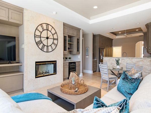 Bayfront Three Bedroom Plus Den Vacation Pool Home
