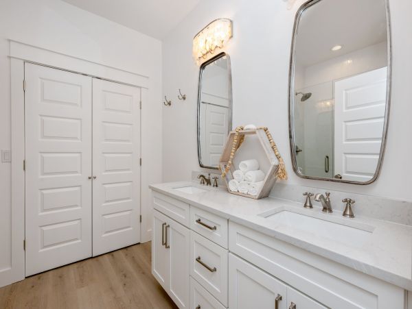 Walk to Beach Miramar Vacation Home Sleeps 23 Guests