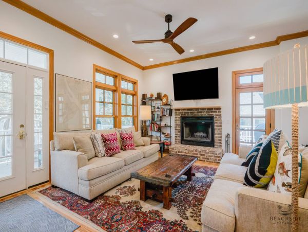 A 4 Bedroom Dream Beach Getaway with Pool Steps to Beach in Hilton Head
