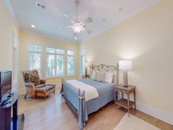 Hilton Head 6 Bedroom Home Ready to Fit Your Next Family Vacation!