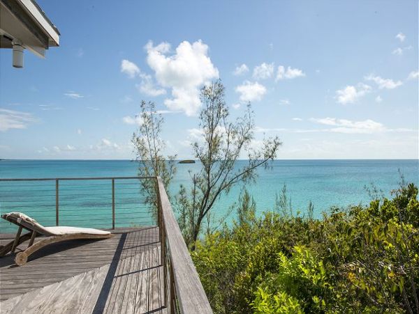 Oceanfront Bahamas Vacation Home Sleeps 14 Guests