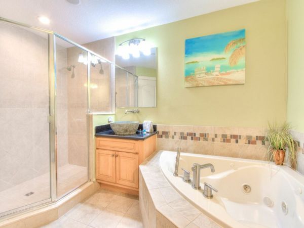Clearwater Vacation Townhome Sleeps 9 Bedroom