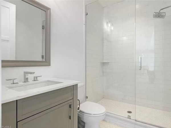 Naples Vacation Condo Sleeps 6 Guests