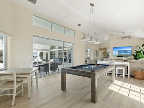 Bay Views Vacation Home Four Bedroom in Marco Island