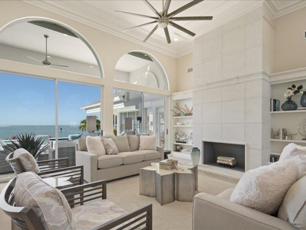 Bay Views Vacation Home Four Bedroom in Marco Island