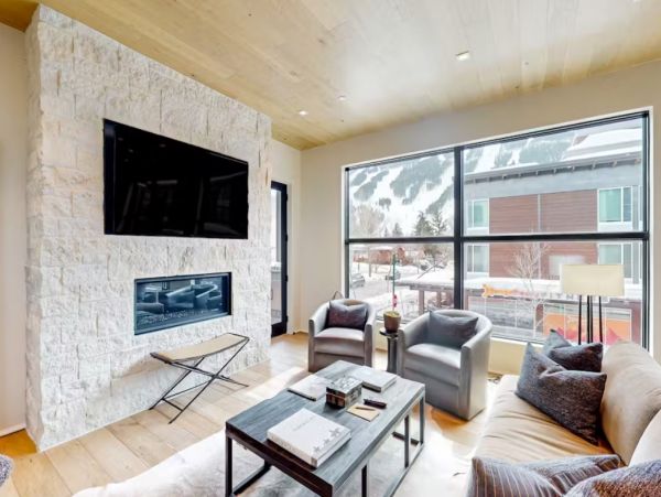 Mountain View Three Bedroom Rental Condo in Jackson Hole