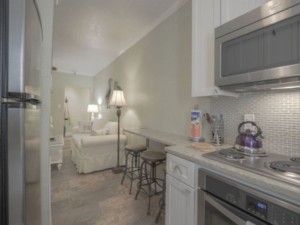 Beachside One Bedroom Vacation Rental in Clearwater