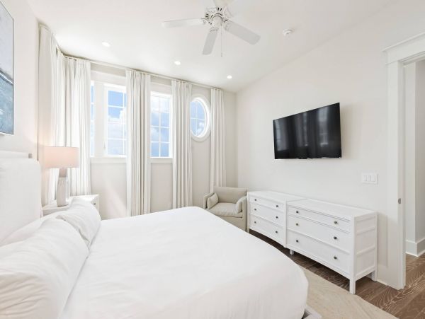 Seagrove Beach Vacation Home Six Bedroom