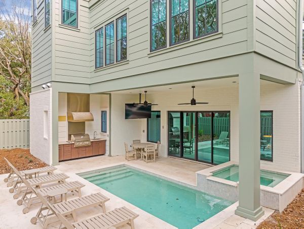 Seagrove Beach 7 Bedroom Home with Pool, Walk to Beach