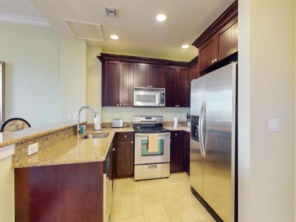 On Beach Clearwater Vacation Condo One Bedroom