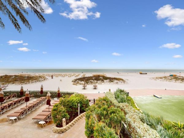 On Beach Clearwater Vacation Condo One Bedroom