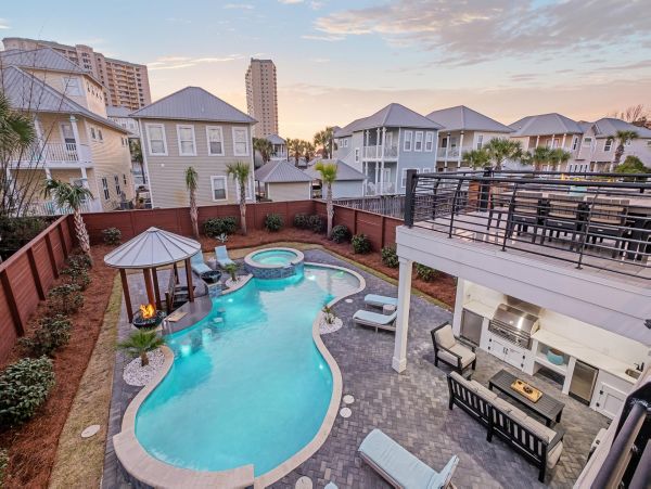 Walk to Beach Vacation Home Sleeps 26 Guests in Miramar Beach